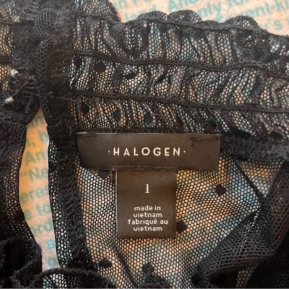 Halogen Dot Mesh Top - Picture 4 of 4